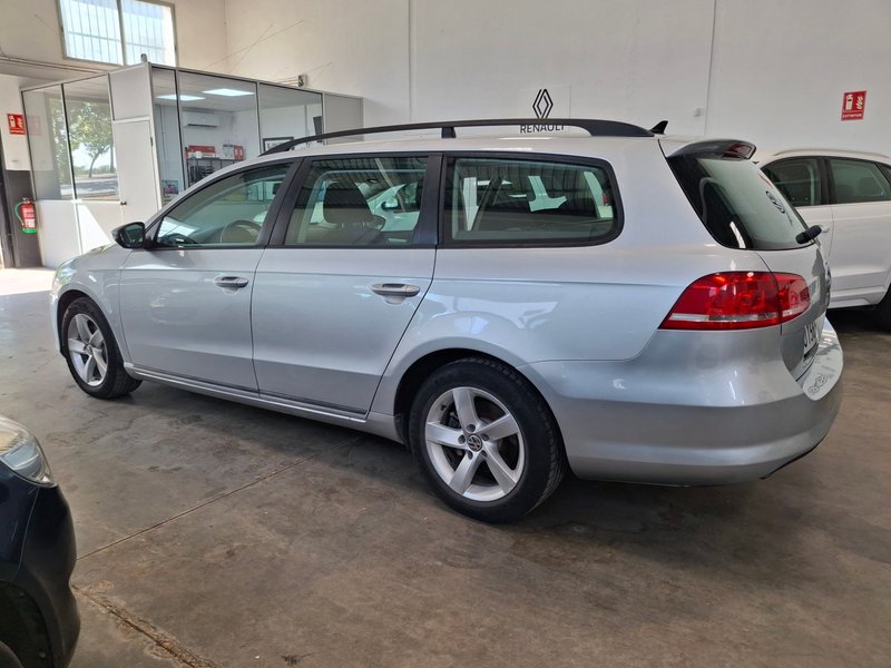 Volkswagen Passat 2013, foto 3