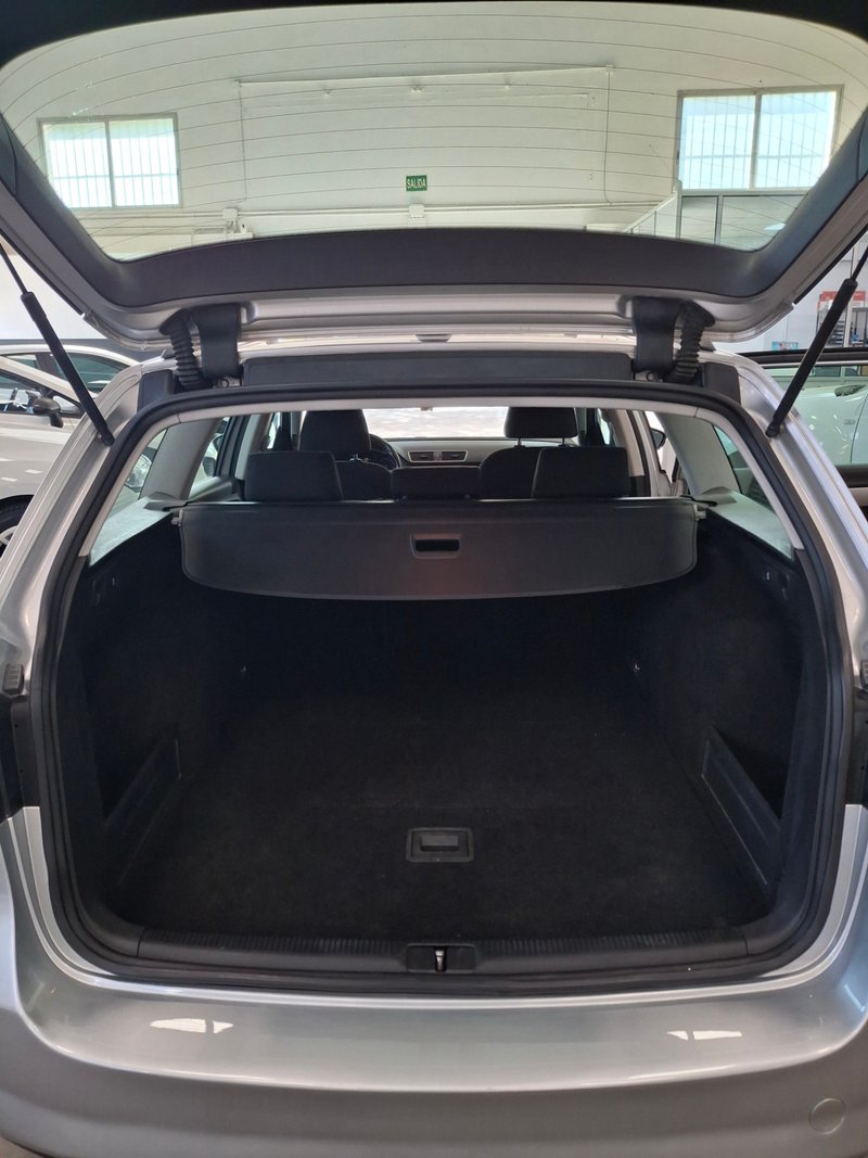 Volkswagen Passat 2013, foto 8