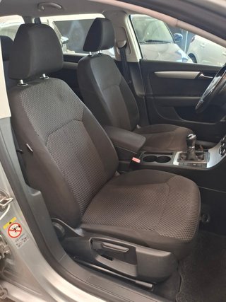Volkswagen Passat Variant 1.6 TDI 105 Advance Bmotion Tech