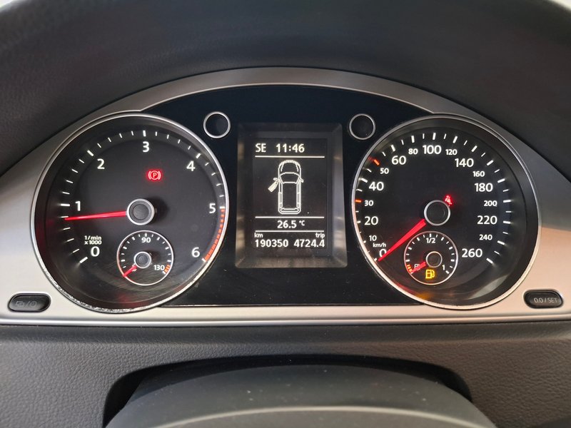 Volkswagen Passat 2013, foto 17