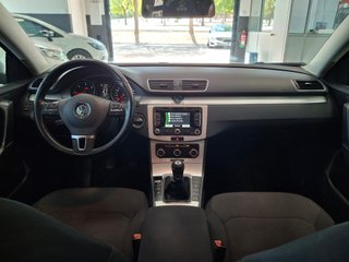 Volkswagen Passat Variant 1.6 TDI 105 Advance Bmotion Tech