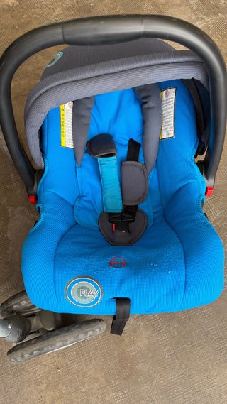 Conjunto 3 piezas bebé: Silla + Capazo + Maxicosi