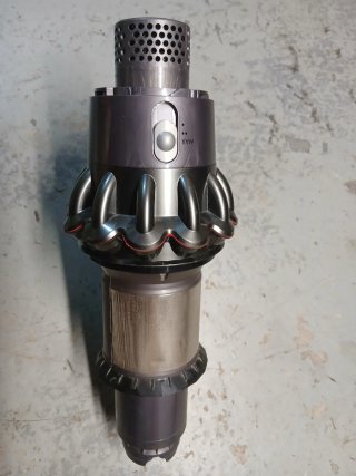 Aspirapolvere Dyson V10