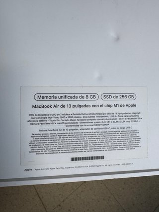 Caja Original MacBook Air 13” M1