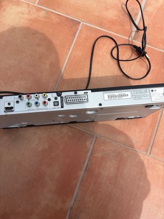 Reproductor DVD LG DVX492H