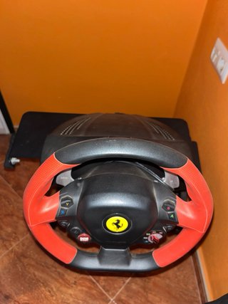 Thrustmaster Ferrari458 Spider + pedales + soporte