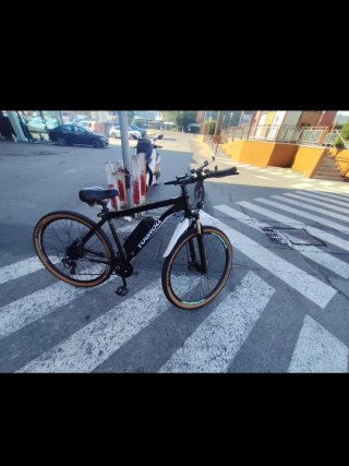 Bicicleta Eléctrica TOURROLL Negra