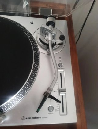 Tocadiscos Audio-Technica LP120X