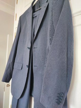 Traje hombre Easy Wear Talla 46. Azul grisáceo.
