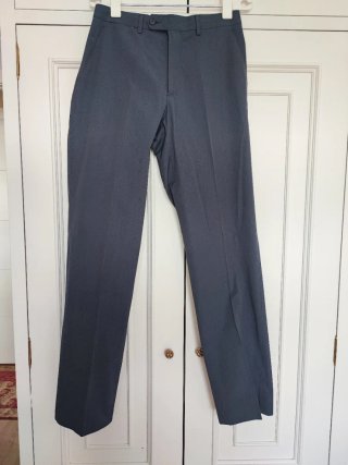 Traje hombre Easy Wear Talla 46. Azul grisáceo.