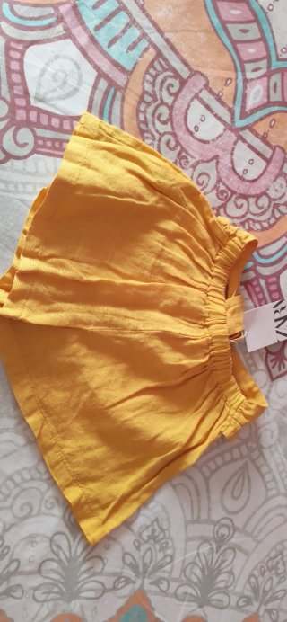 Shorts ZARA niña amarillo mostaza