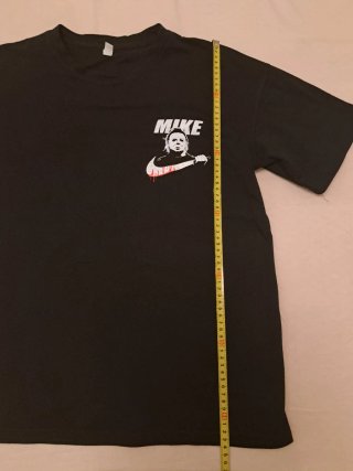 T-shirt nera Michael Myers Nike