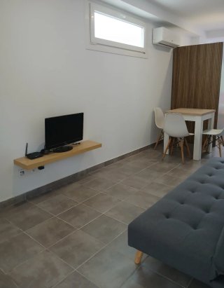 Estudio,loft 24 m².piso casa,reformado completamet