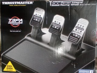 Pedales Thrustmaster T3PA sin usar