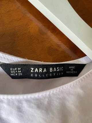 Blusón Zara volantes blanco Talla M