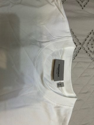Camiseta Essentials Blanca
