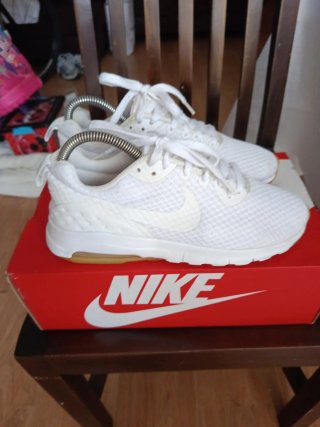 Zapatillas Nike Air Max Talla 39 Blancas