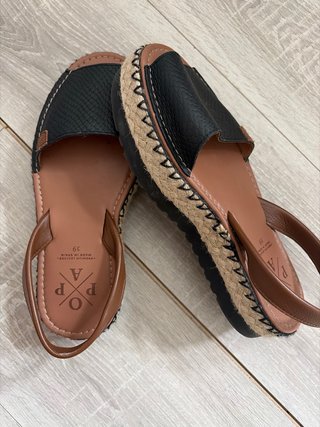 Sandalias Popa Piel Negra y Marrón Talla 39