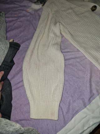 Jersey de punto beige para invierno
