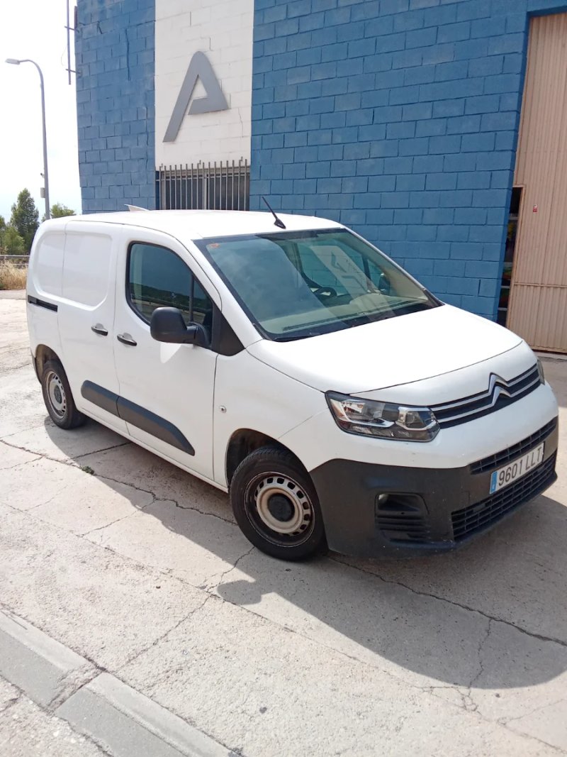 Citroen Berlingo 2021 - foto 1