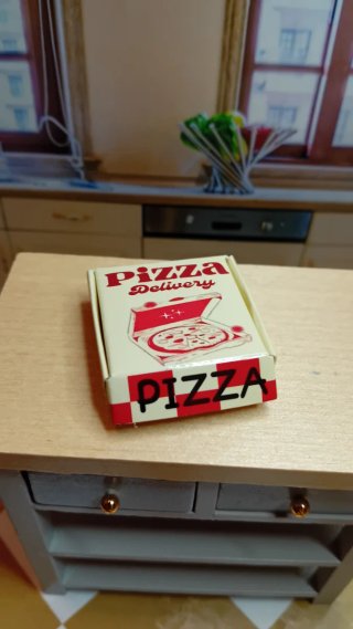 Pizza da asporto per casa delle bambole