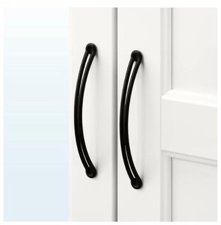 Armario tres  puertas abatibles    Ikea