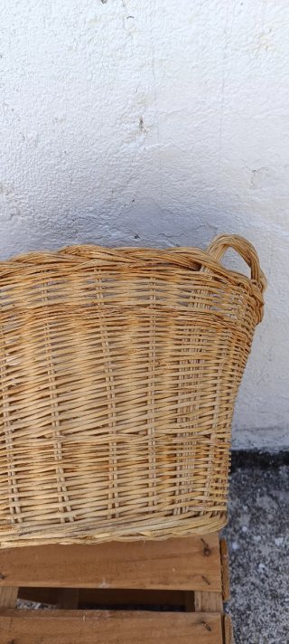 Cesta Mimbre Artesanal antigua con Asas