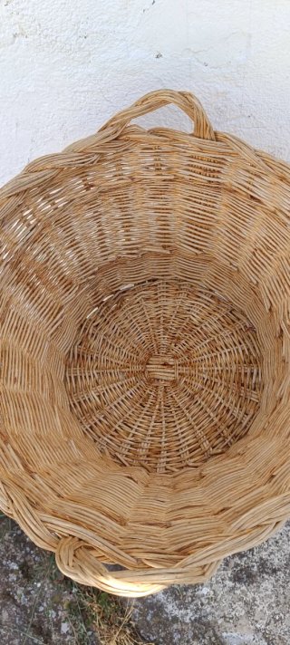 Cesta Mimbre Artesanal antigua con Asas