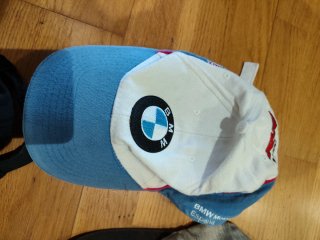 Lote Zapatillas y Gorras Usadas