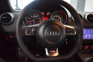 Audi TT quattro 2.0 TFSI 200cv S-Line