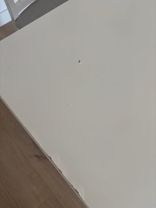 Mesa extensible blanca de madera
