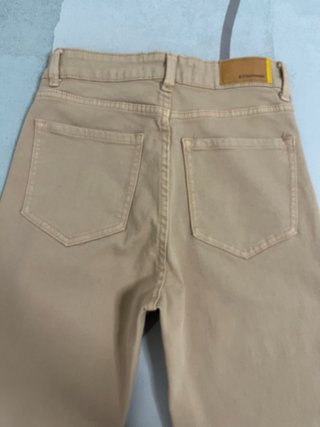 Pantalón vaquero marrón