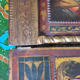 Tríptico madera religioso antiguo