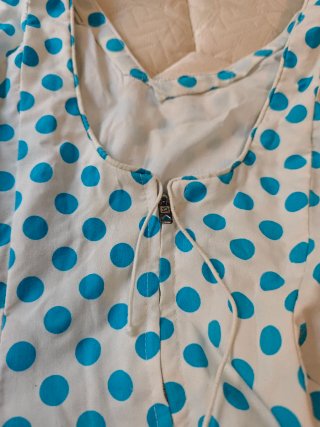 Traje de Flamenca con lunares azul y blanco