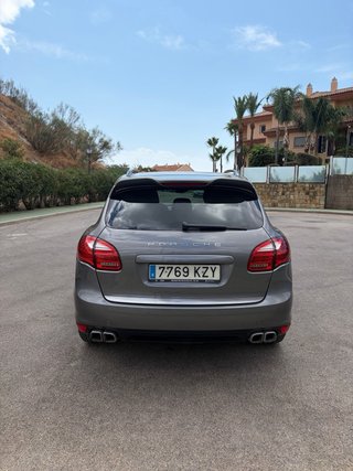 Porsche Cayenne 3.0d V6 Platinum Edition 2014