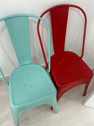 Juego de 2 Sillas Metálicas Estilo Industrial.