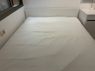 Se vende cama ASKVOLL 140x200 con somier y colchón