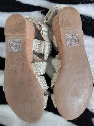 Sandalias con cuña