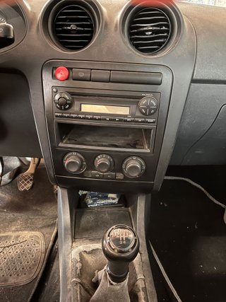 SEAT Ibiza 3 puertas 2004