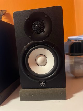 Coppia Monitor Studio Yamaha HS5 + Pad Isolanti
