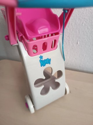 Carro compra Nancy