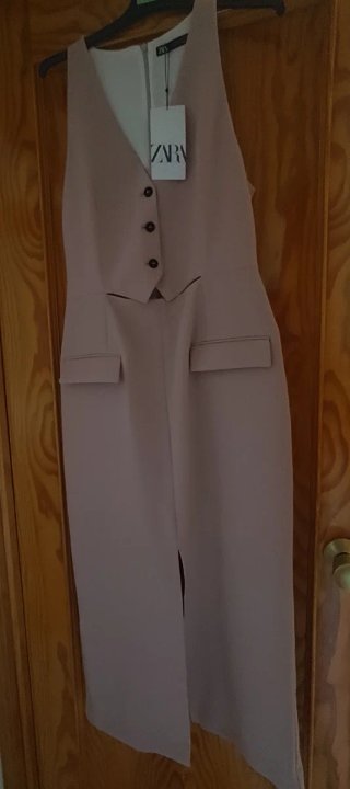 Vestido midi Zara