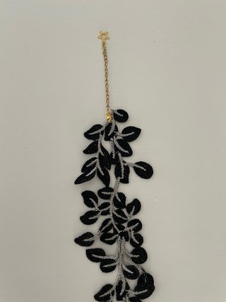 Gargantilla / Choker de encaje bordado en negro