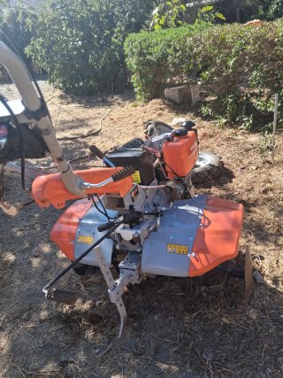 Motoazada, arranque eléctrico y manual, diésel 9cv