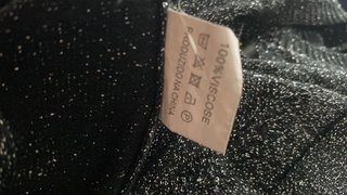 Camiseta tirantes brillante negra y plateada