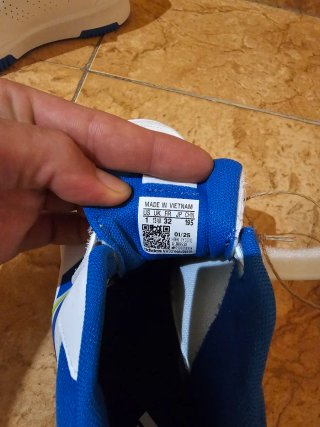 Zapatillas niño Adidas originales  a extrenar