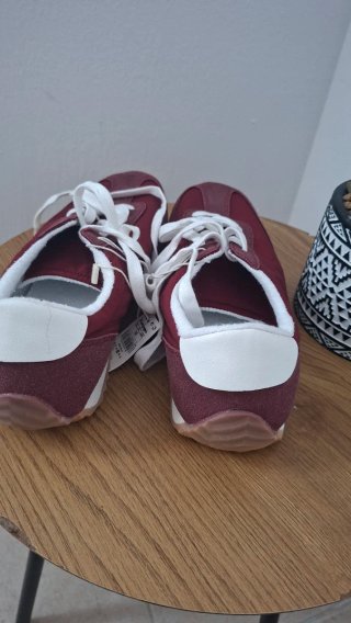 Zapatillas NUEVAS