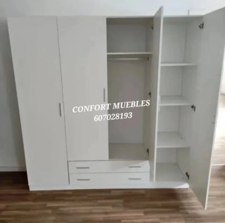 Armadi nuovi in legno spaziosi ed eleganti a 2, 3 e 4 ante