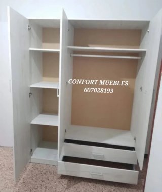 Armadi nuovi in legno spaziosi ed eleganti a 2, 3 e 4 ante