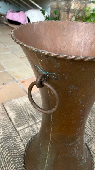 Paraguero antiguo de cobre